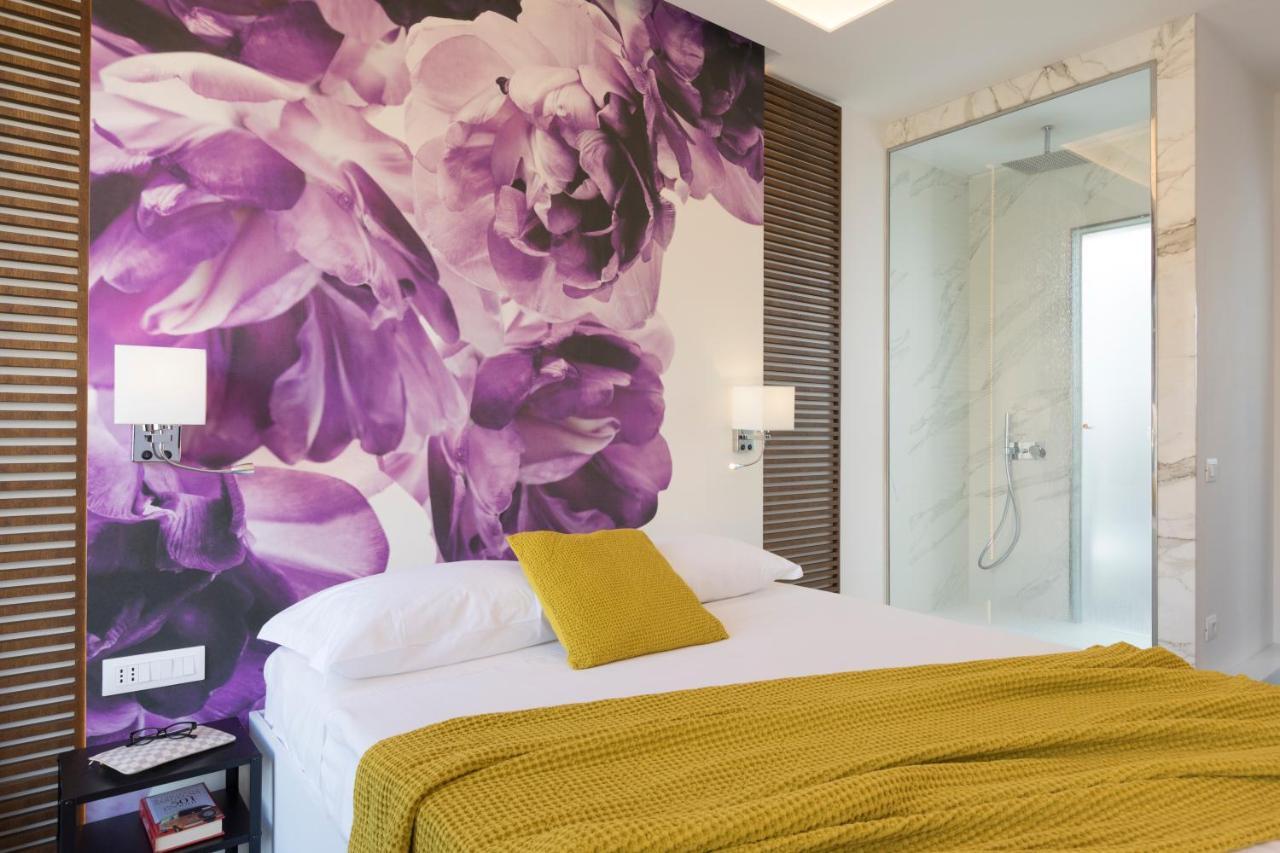 Vista Suites - Piazza Yenne 칼리아리 외부 사진