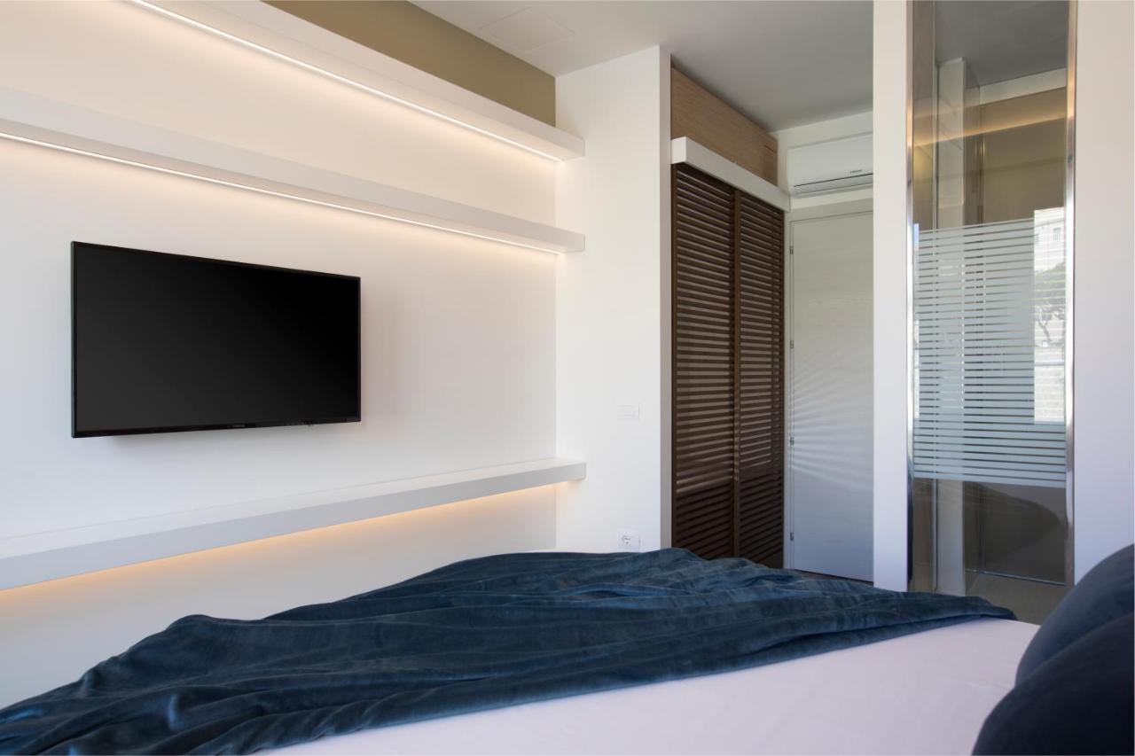 Vista Suites - Piazza Yenne 칼리아리 외부 사진
